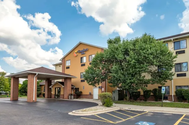 Comfort Inn Romeoville - photo 3