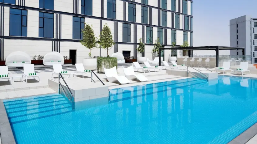 Holiday Inn Dubai AlMaktoum Airport - photo 1
