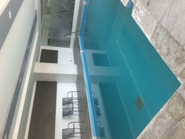 Krystal Urban Ciudad Juarez Hotel - photo 2