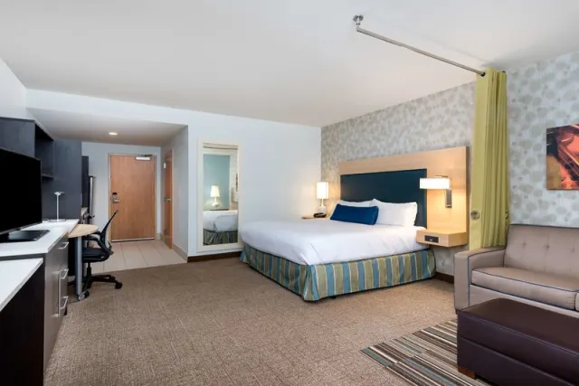 Home2 Suites By Hilton Ft. Lauderdale Airport-Cruise Port - photo 2