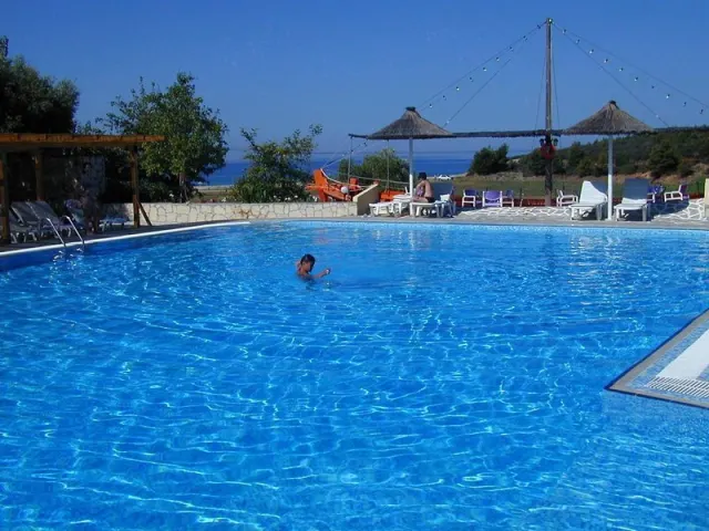 Village Mare - photo 3