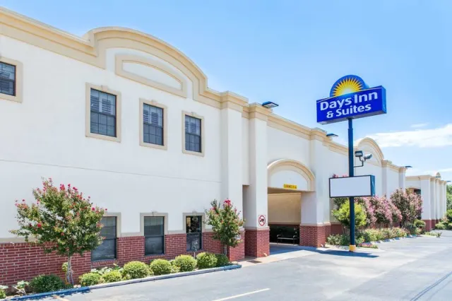 Days Inn & Suites by Wyndham Big Spring, Big Spring
