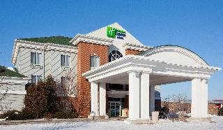 Holiday Inn Express Hotel & Suites Superior - photo 1