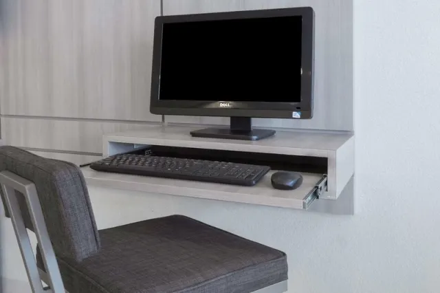Microtel Inn & Suites by Wyndham Modesto Ceres - photo 4