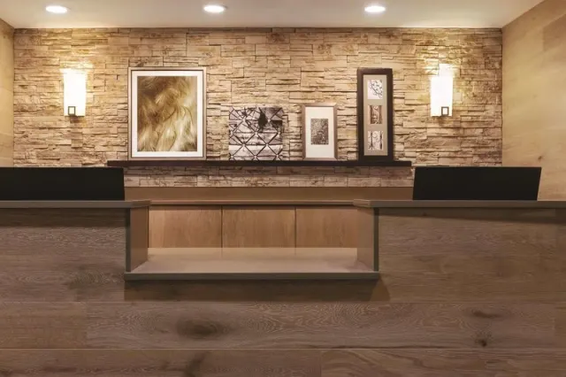 Country Inn  Suites by Radisson Nashville Airport East TN - photo 4