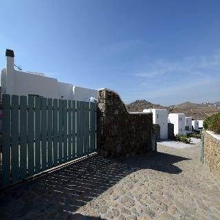 Thalasses Villas - photo 2