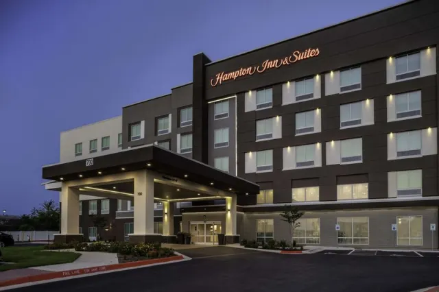 Hampton Inn  Suites Cedar Park North Austin - foto 2