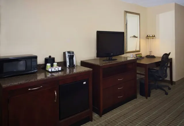 Hilton Garden Inn Valdosta - photo 4