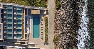 Castello Boutique Suites by the Sea - photo 4