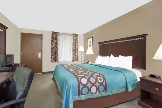 Super 8 by Wyndham Danville - photo 2