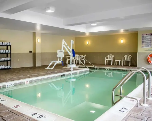 Comfort Suites - 照片 3