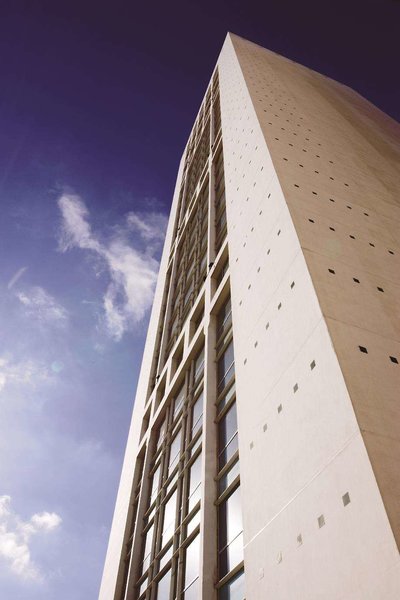Kenzi Tower, Atlantic Coast