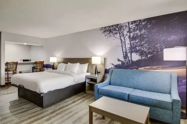 Clarion Pointe on the lake Clarksville-South Hill West - ảnh 3
