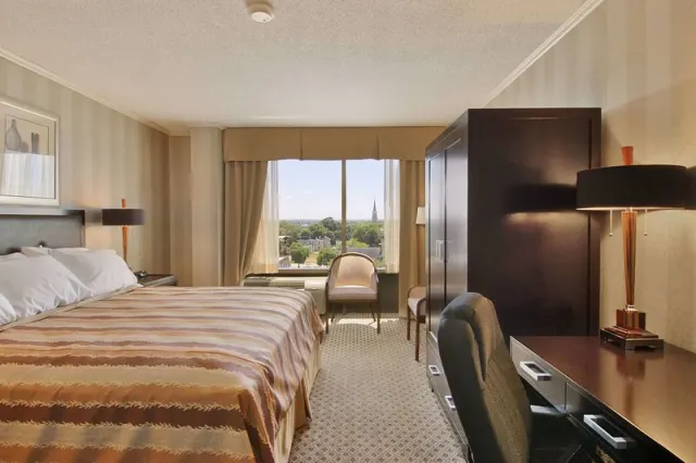Ramada by Wyndham Augusta Downtown Hotel  Conference Center - foto 4