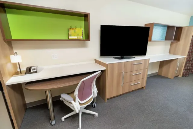 Home2 Suites By Hilton Roseville Sacramento - photo 4