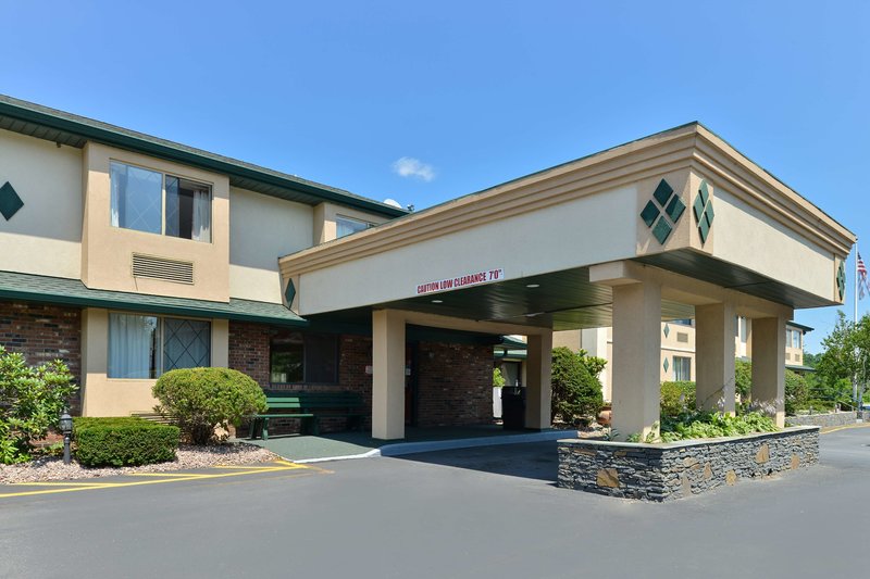 Americas Best Value Inn New Paltz - photo 1