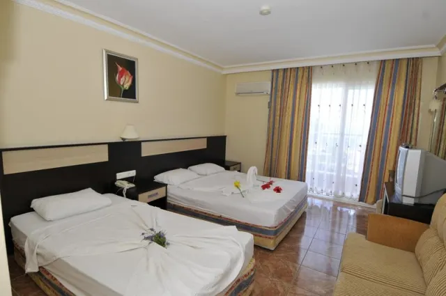 Alanya First Class Hotel - photo 4