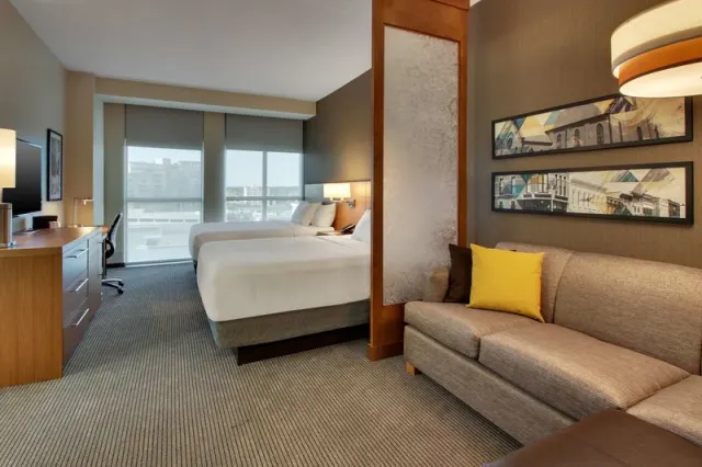 Hyatt Place Iowa City Downtown - photo 4