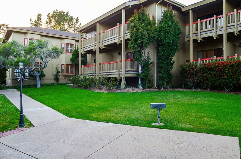 Monterey Peninsula Inn - photo 1