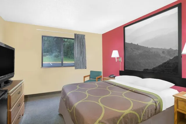 Super 8 by Wyndham Roanoke VA - photo 4