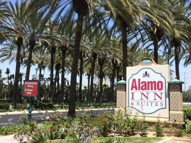 Alamo Inn & Suites - photo 2