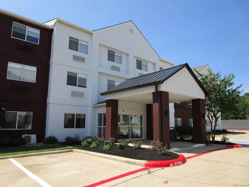 SureStay by Best Western Bryan College Station - photo 1