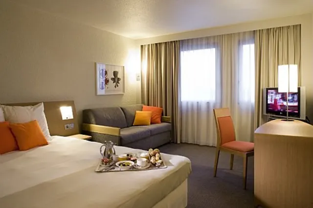 Novotel Toulouse Purpan Aéroport - photo 2