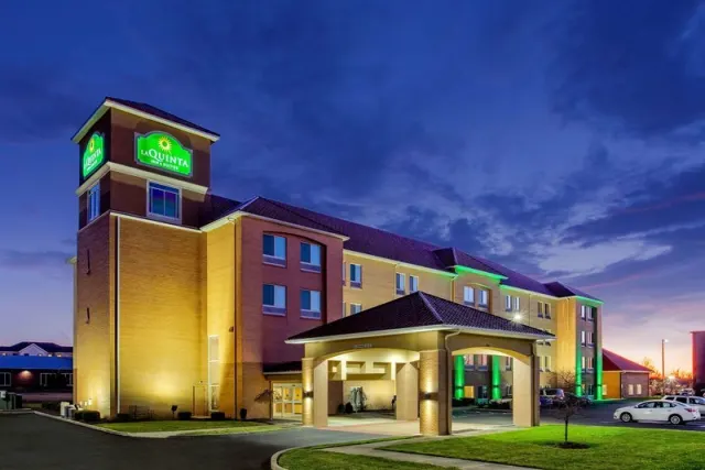 Spark by Hilton Plainfield Indianapolis Airport - photo 3