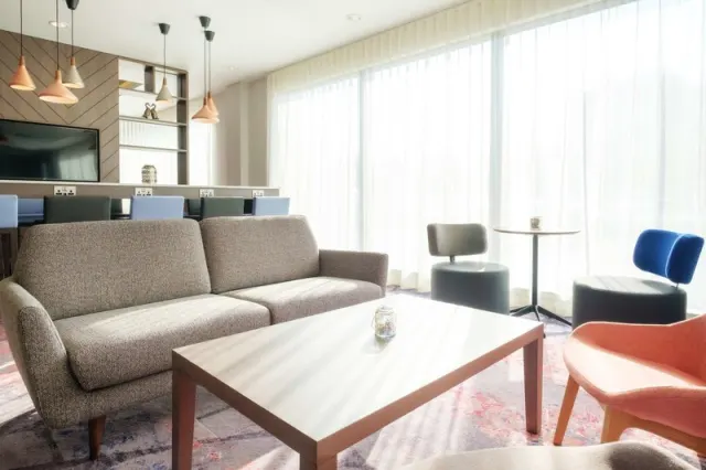 Hampton By Hilton Aberdeen Westhill - photo 2