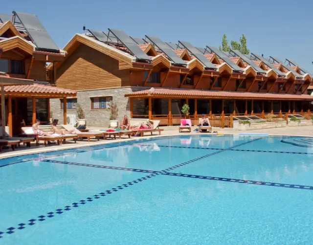 BC Spa Hotel - photo 2