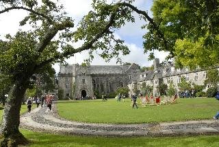 Dartington Hall - foto 2