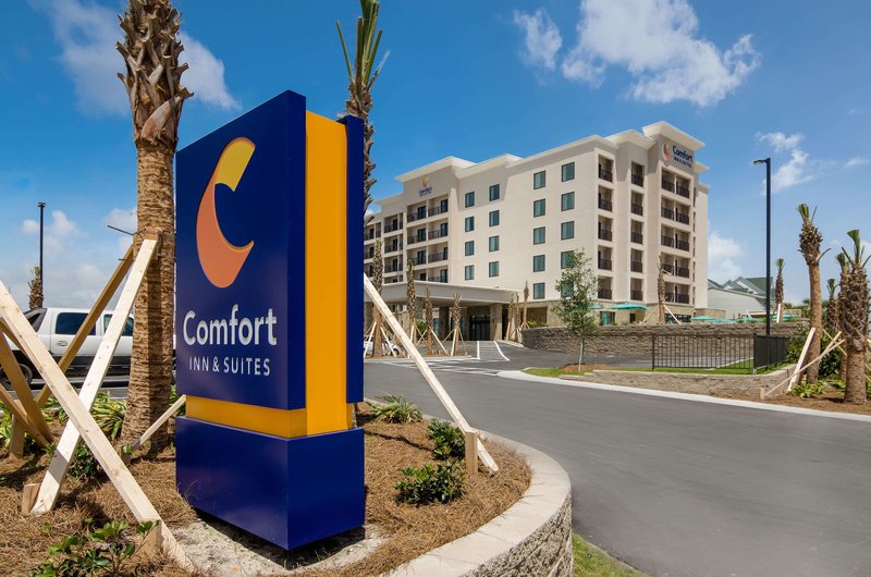 Comfort Inn & Suites Gulf Shores East Beach near Gulf State Park - photo 1