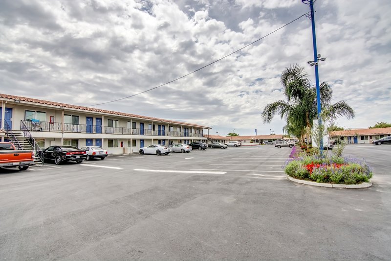 Motel 6 Manteca CA - foto 1