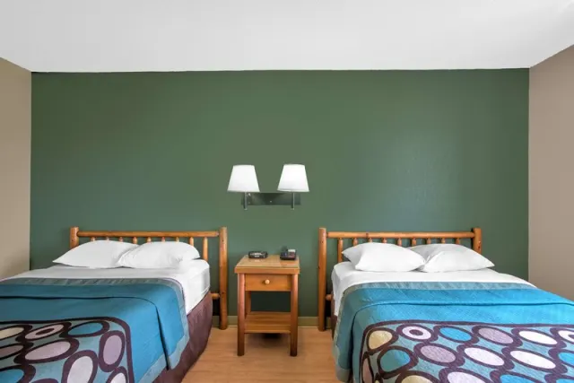 Super 8 by Wyndham Ticonderoga - photo 3