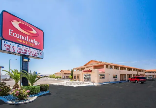 Days Inn by Wyndham Ridgecrest near China Lake Naval Station - photo 2