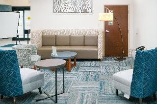 Holiday Inn Express Hotel & Suites Hope Mills-Fayetteville Airpot - photo 4