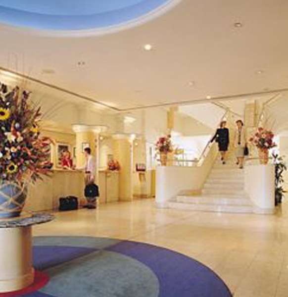 Travelodge London Central Marylebone  - photo 4