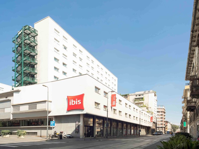 ibis Milano Centro - photo 1