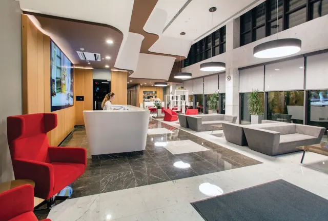 Mia City Hotel - photo 4