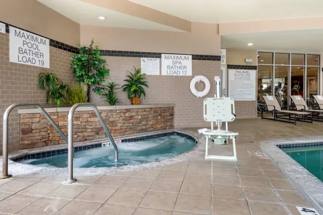 Wyndham Noblesville - photo 4