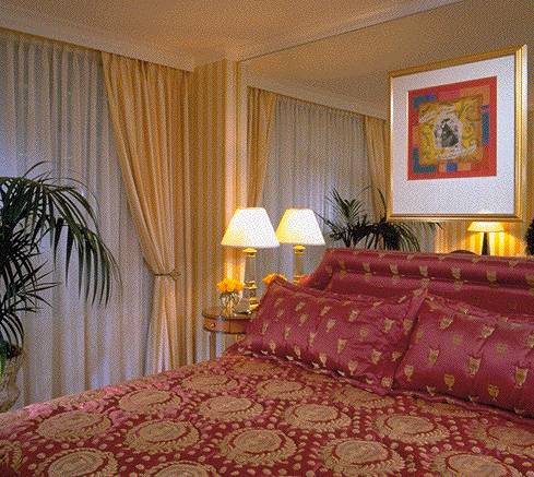 Executive Hotel Le Soleil - photo 2
