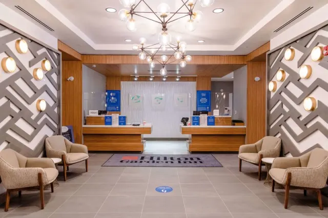 Hilton Garden Inn Sudbury - photo 2