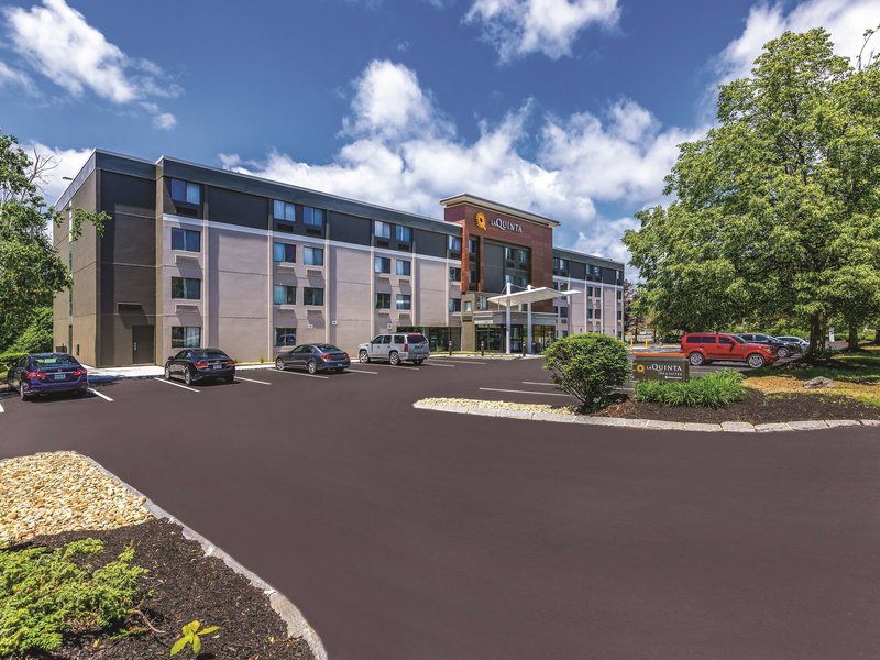 La Quinta Inn & Suites by Wyndham Salem NH - รูปภาพที่ 1