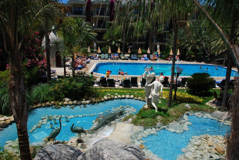Yetkin Club Hotel - photo 1
