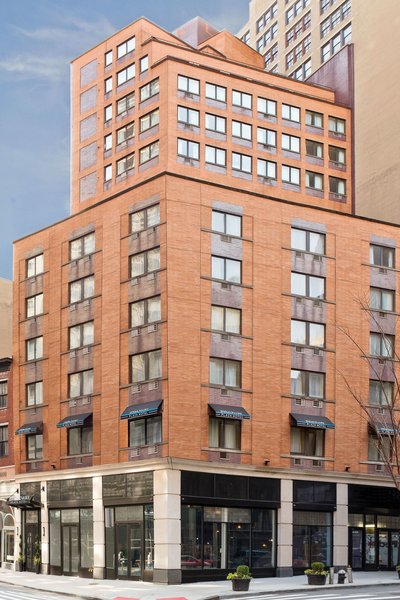 Broadway Plaza Hotel - photo 1