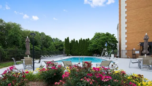 Best Western Plus Rockville Hotel  Suites - photo 2