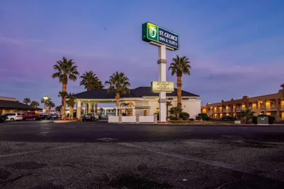St. George Inn & Suites