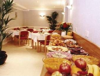 The Princes Square Hotel - photo 4
