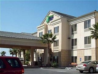 Holiday Inn Express & Suites San Diego Otay Mesa, La Mesa