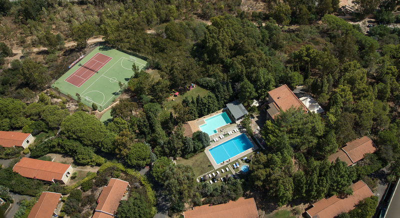 Rocca Dorada - photo 1